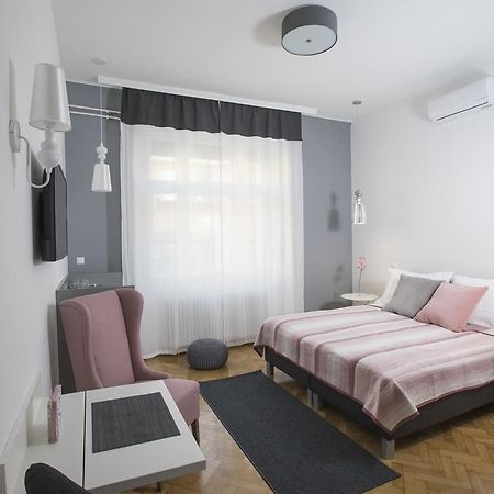 Dóm Apartman Daire Segedin Dış mekan fotoğraf