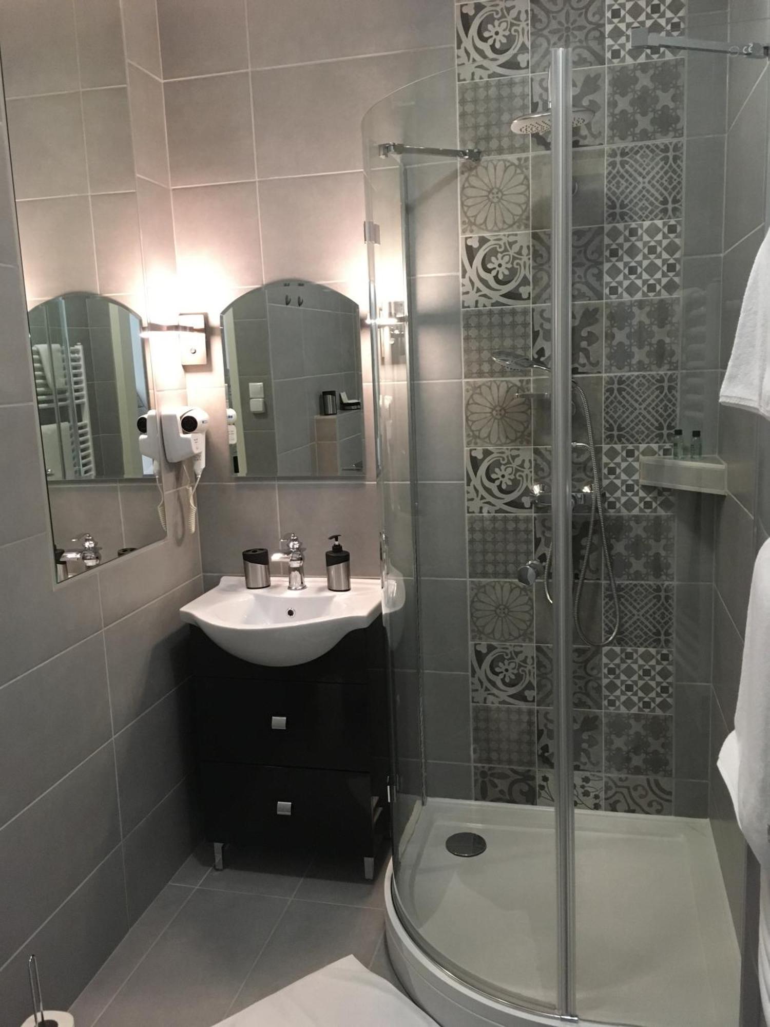 Dóm Apartman Segedin Oda fotoğraf